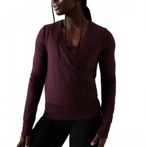 Athleta Recharge Sweatshirt V-Neck Wrap Top Long Sleeve Cabernet Women's Size XS